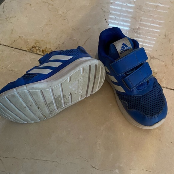 Adidas Sneakers- boys size 9 - Picture 3 of 4
